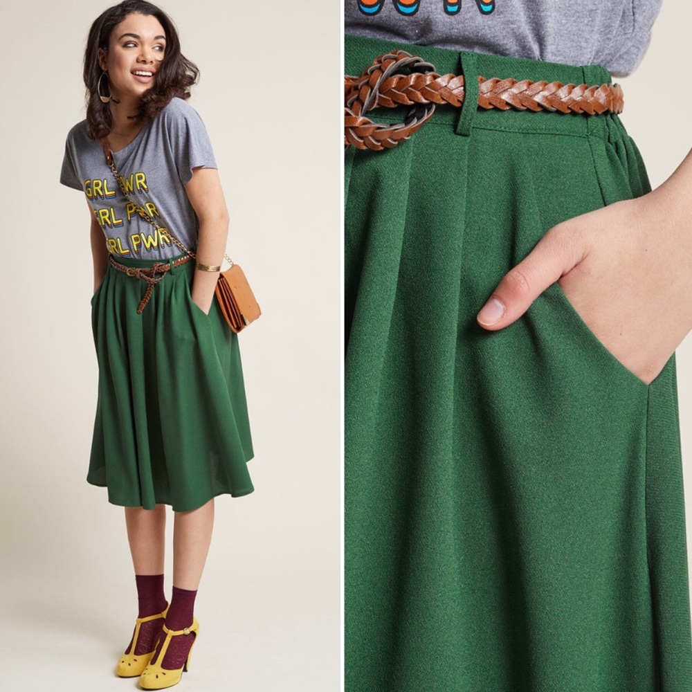 High Waist Green ModCloth MidiSkirt w/ Pockets! 💚